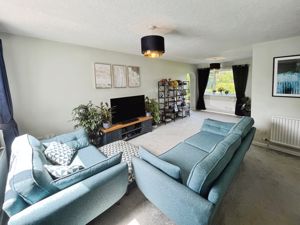 Lounge- click for photo gallery